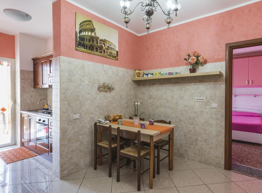 Bed and Breakfast Marco Aurelio Рим Экстерьер фото
